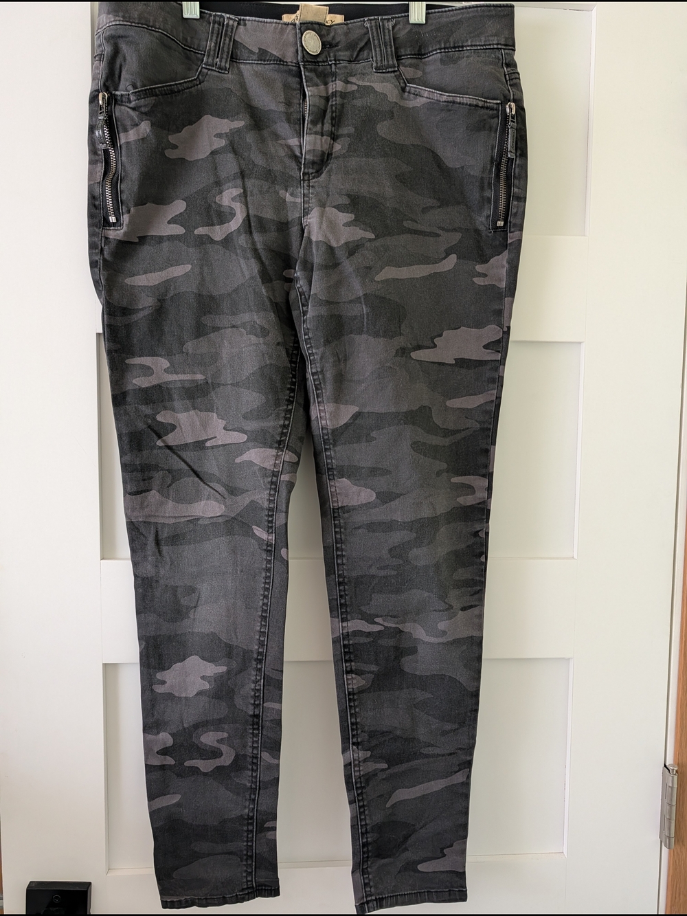 Democracy Ab Solution Size 12 Black Gray Camo Skinny Jeans Zip Pocket Stretch
